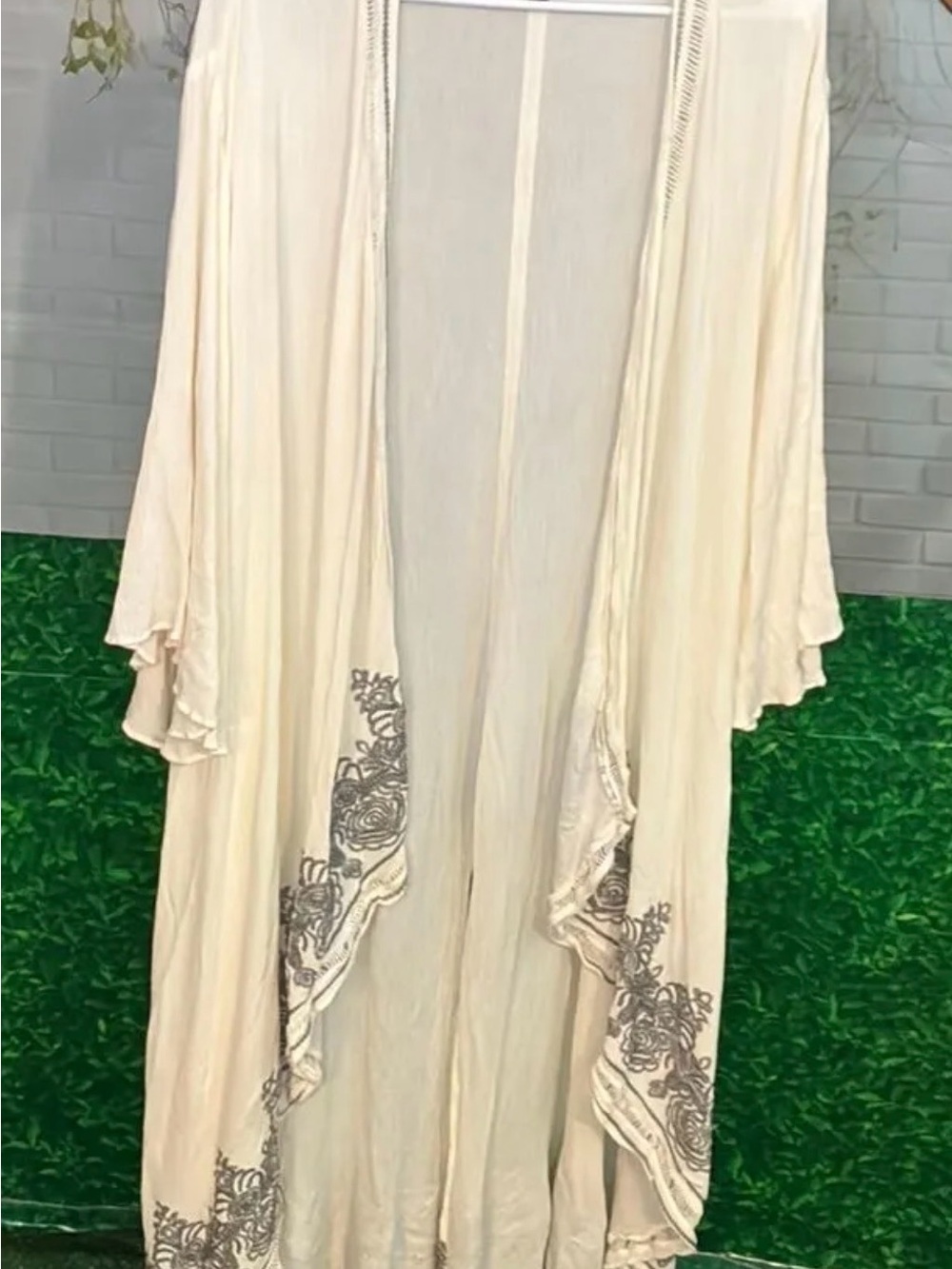 Torrid Cream Embellished Long Kimono 1/2